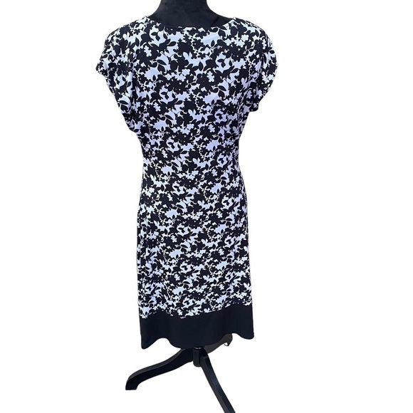 NEW York‎ and company dress size medium. - Picture 8 of 11